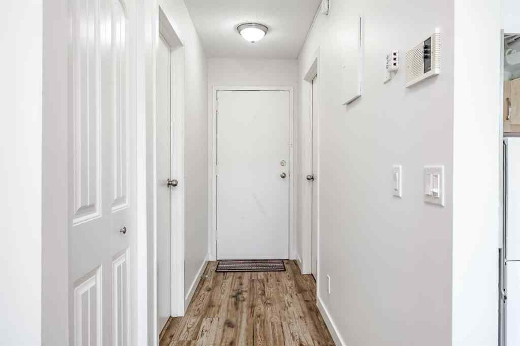 MLS® A2244613 - Unit #1 4328 75 Street NW in Bowness Calgary, Residential