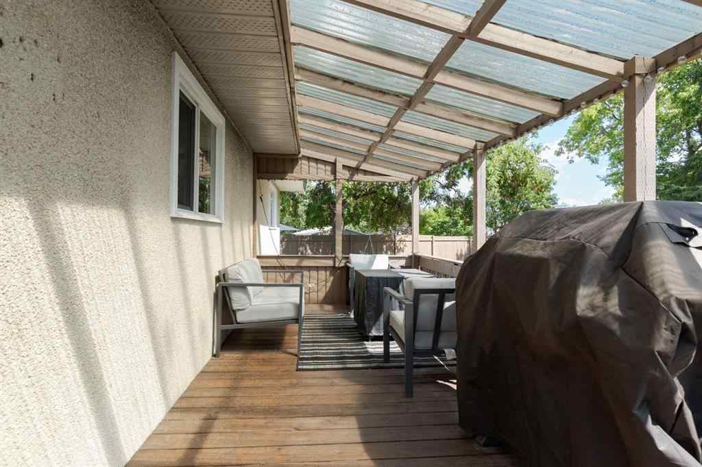 MLS® A2244617 - 208 Silvertip Place  in Thickwood Fort McMurray, Residential