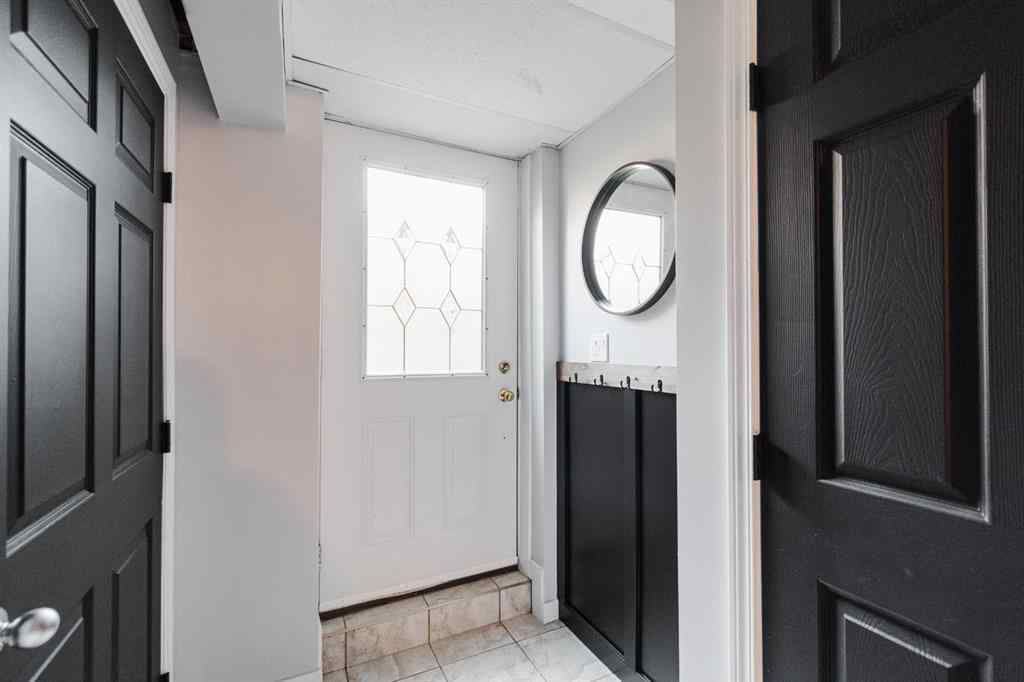 MLS® A2244617 - 208 Silvertip Place  in Thickwood Fort McMurray, Residential