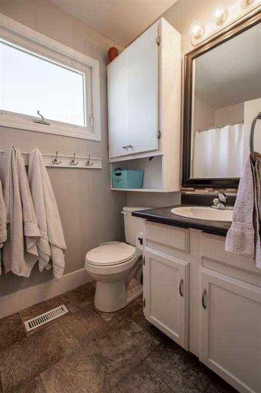 MLS® A2244619 - 115 N 250 W   in NONE Raymond, Residential