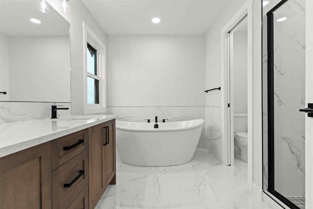MLS® A2244624 - 479 Kinniburgh Loop  in Kinniburgh South Chestermere, Residential