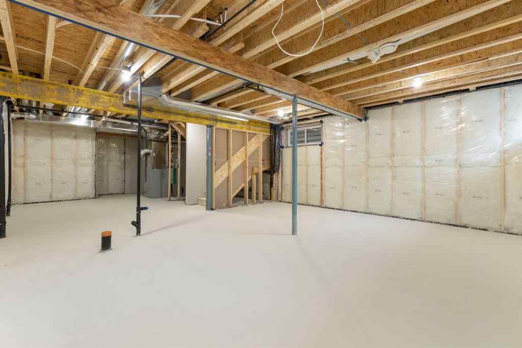 MLS® A2244626 - 69 Royston Grove NW in Haskayne Calgary, Residential