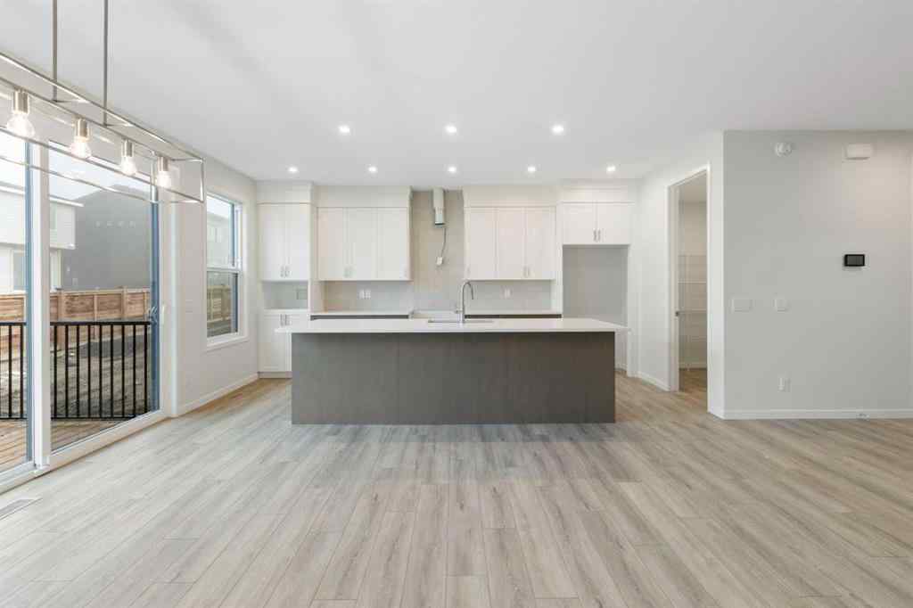 MLS® A2244626 - 69 Royston Grove NW in Haskayne Calgary, Residential
