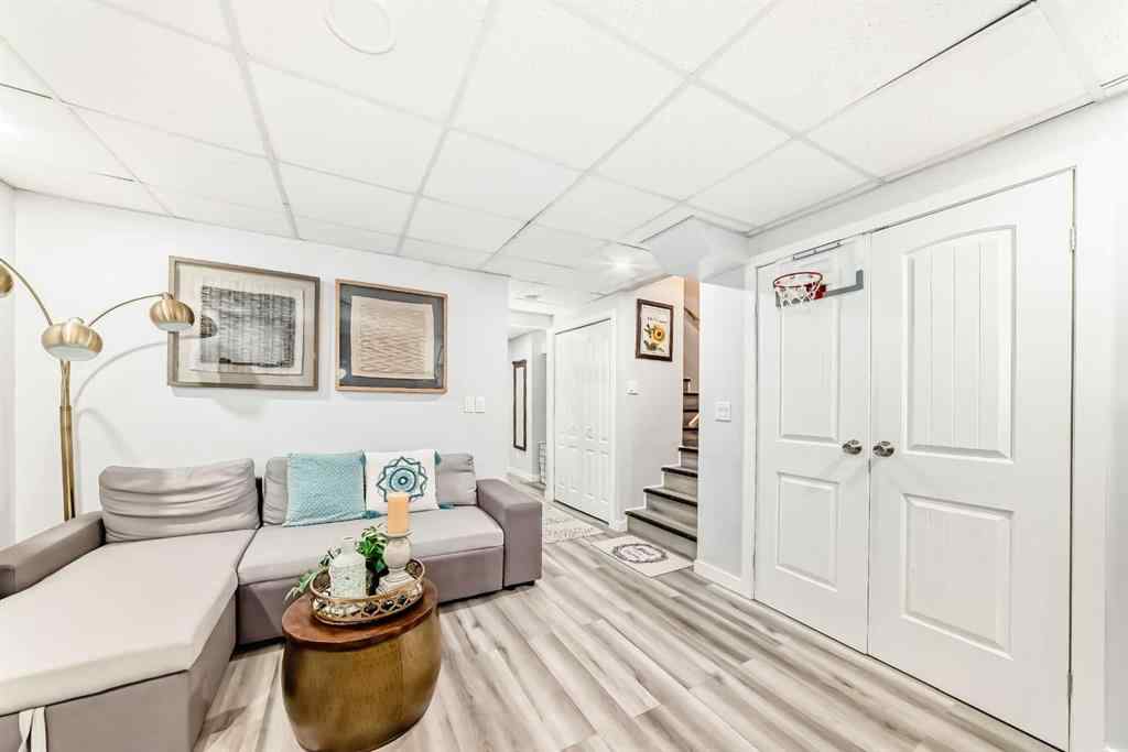 MLS® A2244627 - 35 Nolanlake Cove NW in Nolan Hill Calgary, Residential