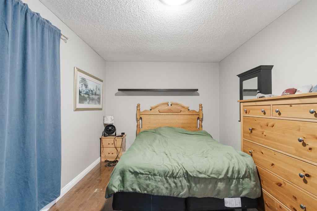 MLS® A2244628 - 182 Sifton Avenue  in Thickwood Fort McMurray, Residential