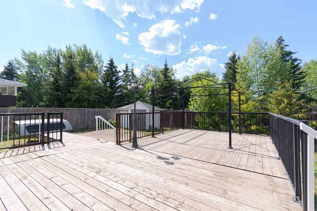 MLS® A2244628 - 182 Sifton Avenue  in Thickwood Fort McMurray, Residential
