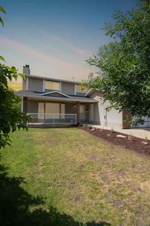 MLS® A2244628 - 182 Sifton Avenue  in Thickwood Fort McMurray, Residential