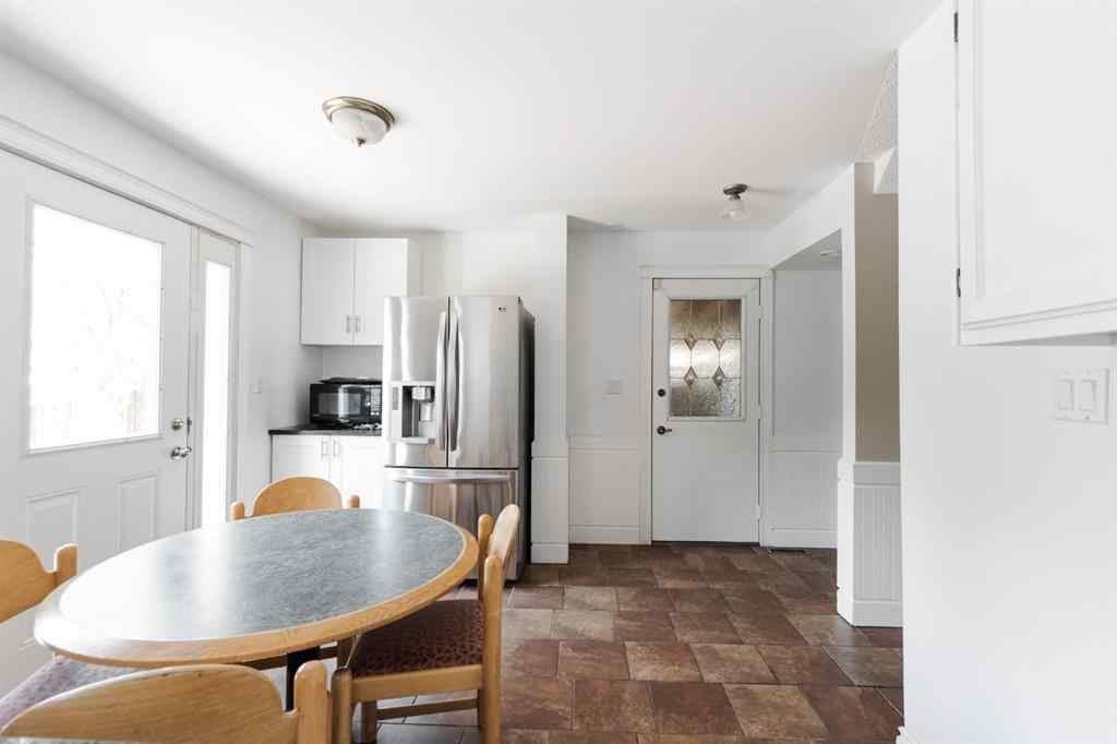 MLS® A2244628 - 182 Sifton Avenue  in Thickwood Fort McMurray, Residential