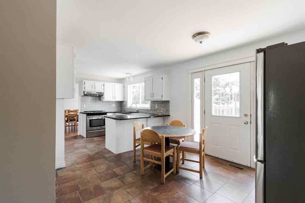 MLS® A2244628 - 182 Sifton Avenue  in Thickwood Fort McMurray, Residential