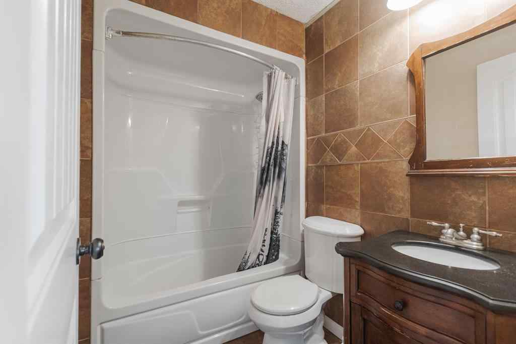 MLS® A2244628 - 182 Sifton Avenue  in Thickwood Fort McMurray, Residential
