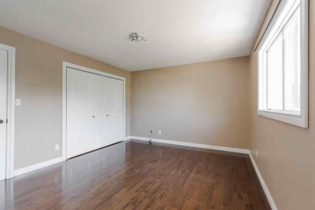 MLS® A2244628 - 182 Sifton Avenue  in Thickwood Fort McMurray, Residential