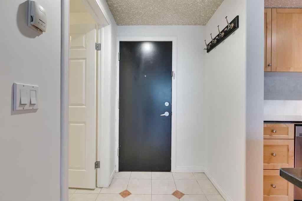 MLS® A2244629 - Unit #104 1424 22 Avenue SW in Bankview Calgary, Residential