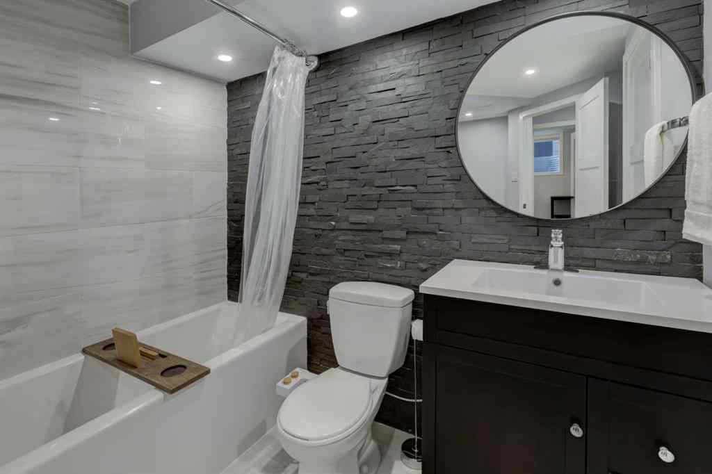 MLS® A2244633 - 3803 19 Street NW in Charleswood Calgary, Residential