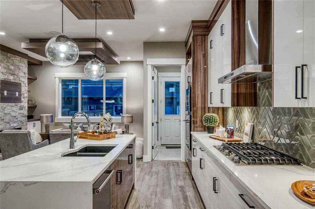 MLS® A2244635 - 411 24 Avenue NW in Mount Pleasant Calgary, Residential