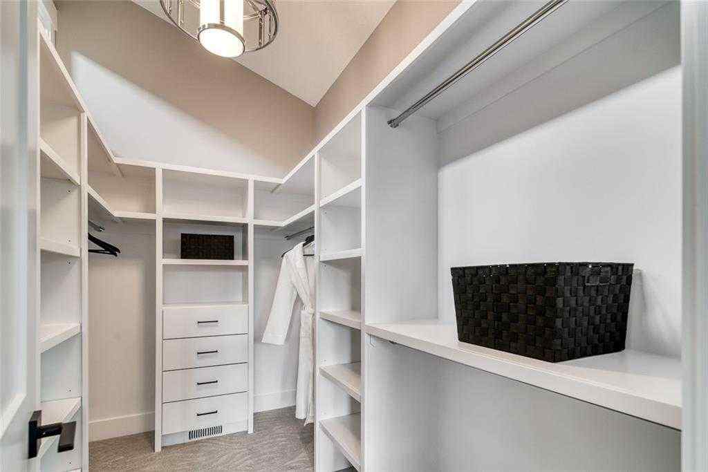 MLS® A2244635 - 411 24 Avenue NW in Mount Pleasant Calgary, Residential