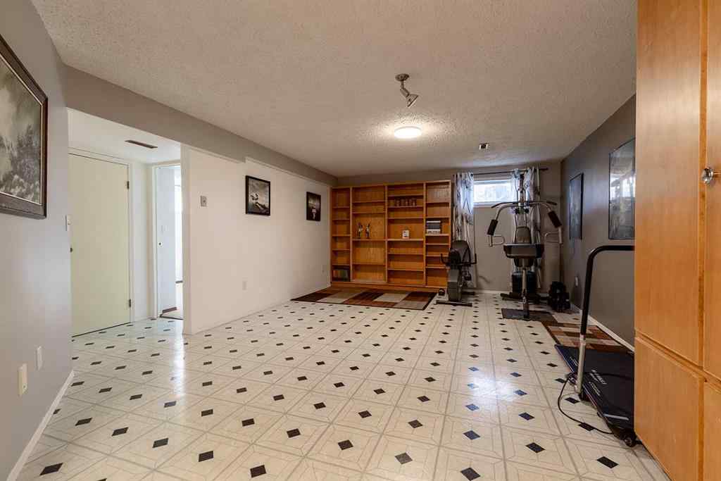 MLS® A2244636 - 854 5 Avenue  in NONE Dunmore, Residential
