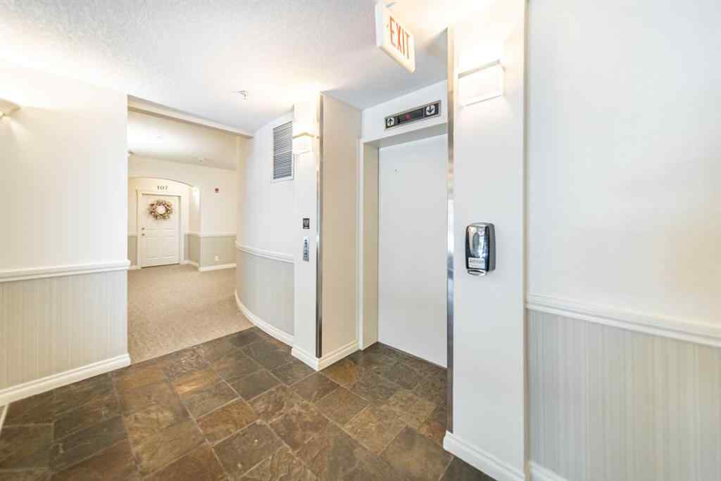 MLS® A2244642 - Unit #205 4 Hemlock Crescent SW in Spruce Cliff Calgary, Residential