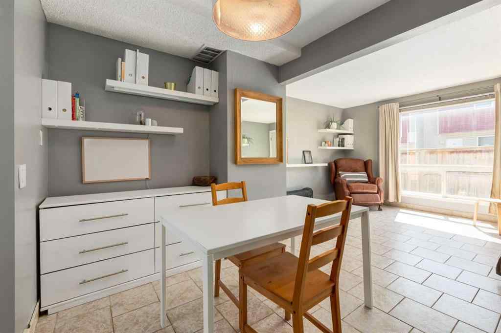MLS® A2244651 - Unit #21 5425 Pensacola Crescent SE in Penbrooke Meadows Calgary, Residential