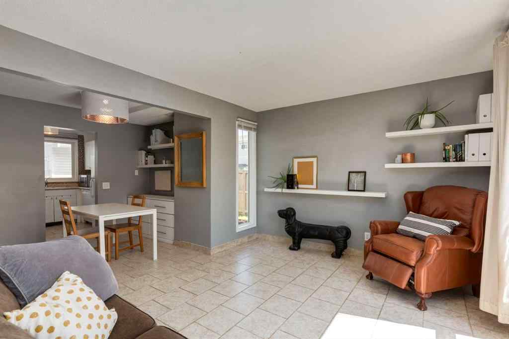 MLS® A2244651 - Unit #21 5425 Pensacola Crescent SE in Penbrooke Meadows Calgary, Residential