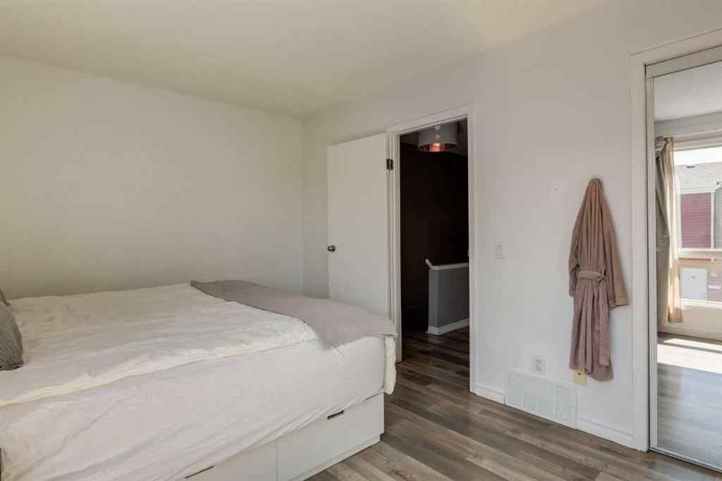 MLS® A2244651 - Unit #21 5425 Pensacola Crescent SE in Penbrooke Meadows Calgary, Residential