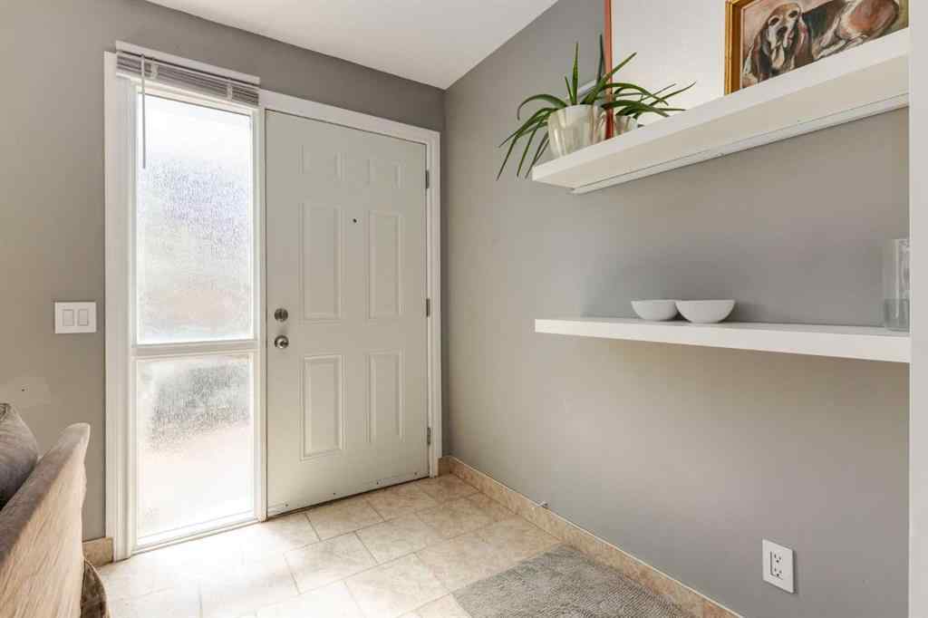 MLS® A2244651 - Unit #21 5425 Pensacola Crescent SE in Penbrooke Meadows Calgary, Residential