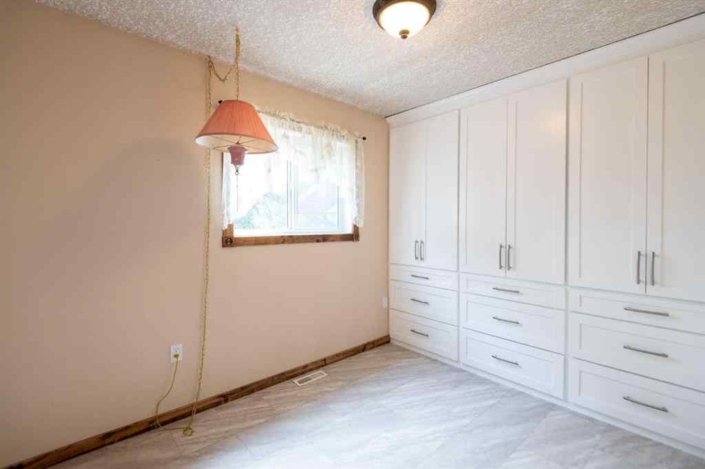 MLS® A2244654 - 4501 52 Street  in NONE Fort Vermilion, Residential