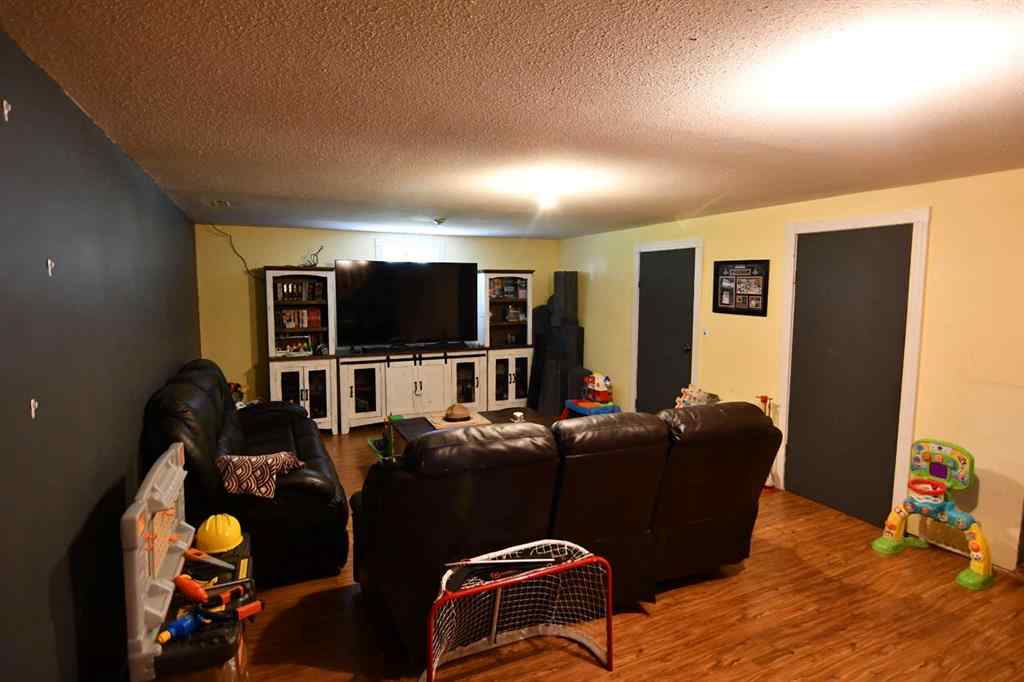 MLS® A2244655 - 8464 Township Road 350   in NONE Rural Special Areas No. 4, Residential