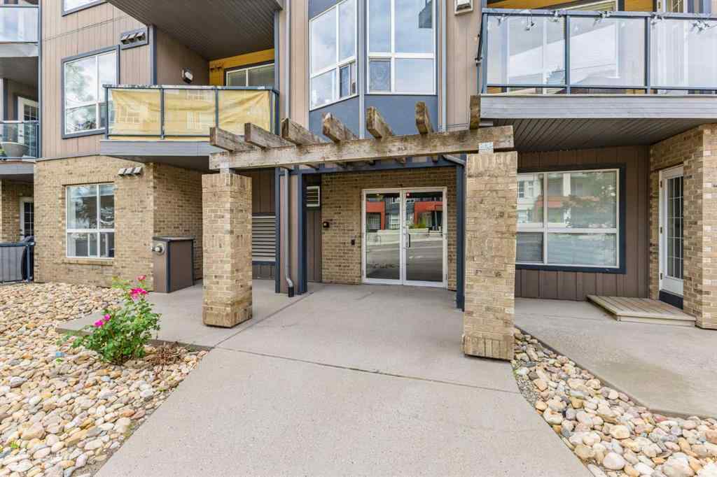 MLS® A2244668 - Unit #302 2420 34 Avenue SW in South Calgary Calgary, Residential