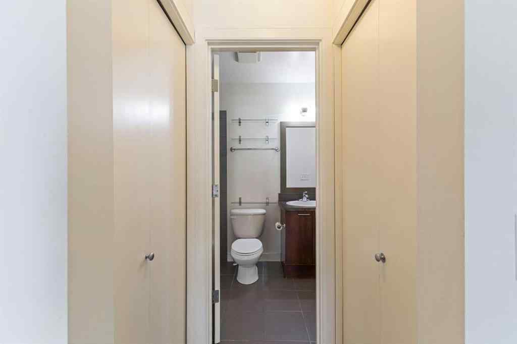 MLS® A2244668 - Unit #302 2420 34 Avenue SW in South Calgary Calgary, Residential
