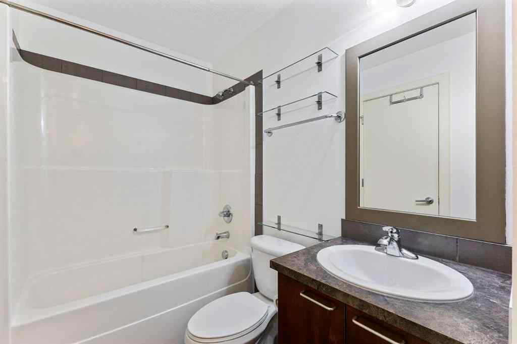 MLS® A2244668 - Unit #302 2420 34 Avenue SW in South Calgary Calgary, Residential