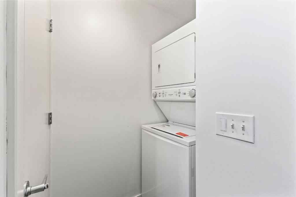 MLS® A2244668 - Unit #302 2420 34 Avenue SW in South Calgary Calgary, Residential