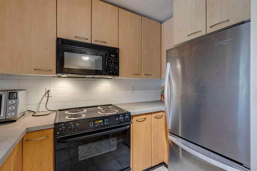 MLS® A2244676 - Unit #329 22 Richard Place SW in Lincoln Park Calgary, Residential