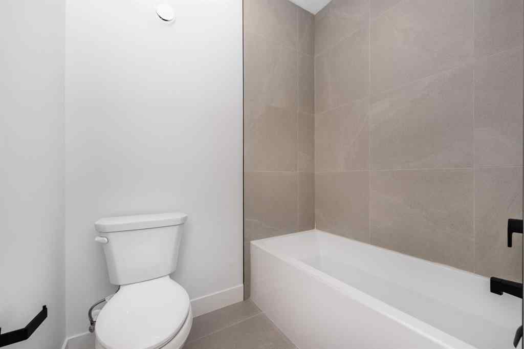 MLS® A2244679 - 289 Waterford Heath  in Waterford Chestermere, Residential