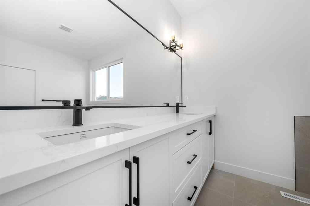 MLS® A2244679 - 289 Waterford Heath  in Waterford Chestermere, Residential