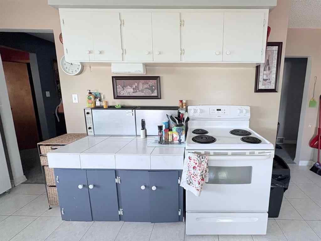 MLS® A2244697 - 506 Main Street  in NONE Oyen, Residential