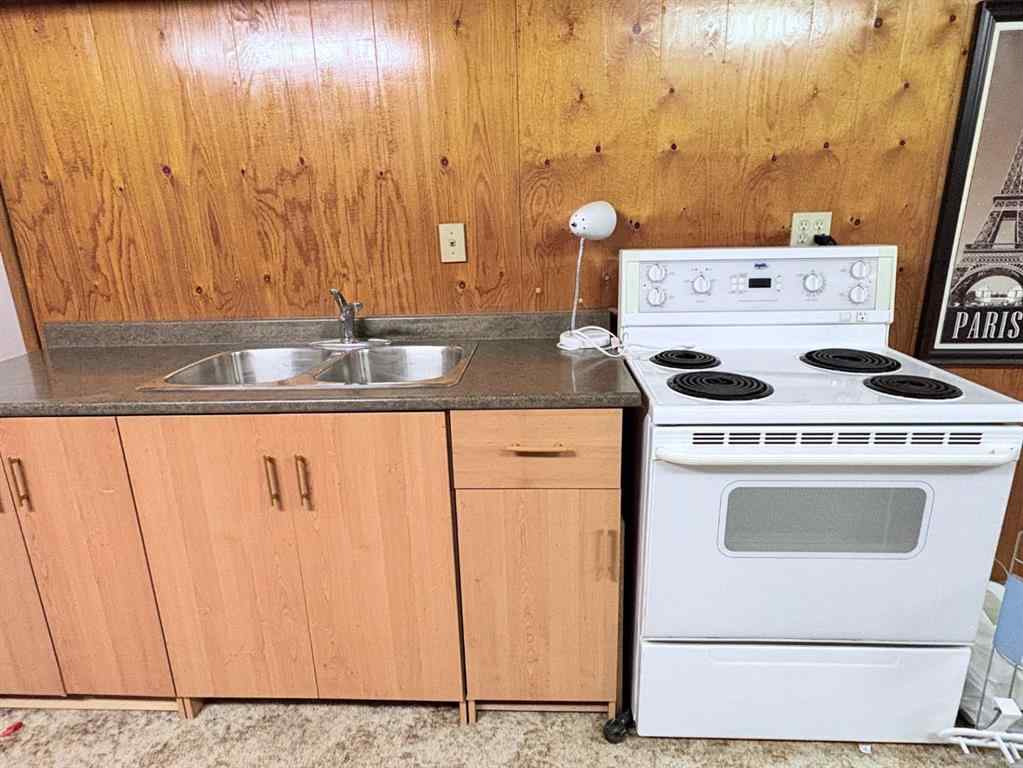 MLS® A2244697 - 506 Main Street  in NONE Oyen, Residential