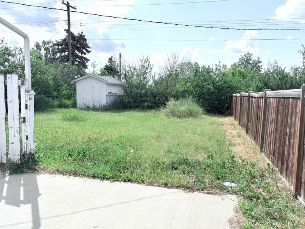 MLS® A2244697 - 506 Main Street  in NONE Oyen, Residential