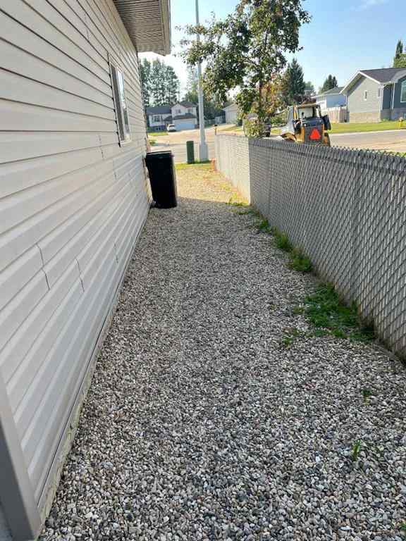 MLS® A2244698 - 812 9 Street  in NONE Fox Creek, Residential