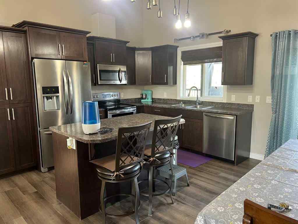MLS® A2244698 - 812 9 Street  in NONE Fox Creek, Residential