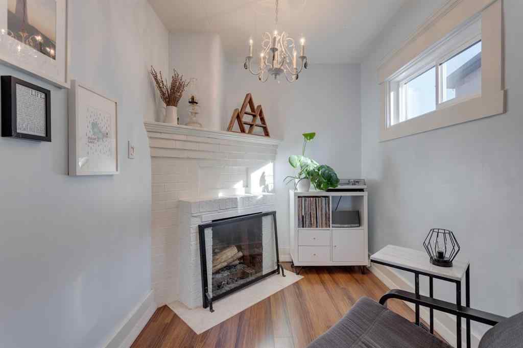 MLS® A2244700 - 3612 Parkhill Street SW in Parkhill Calgary, Residential