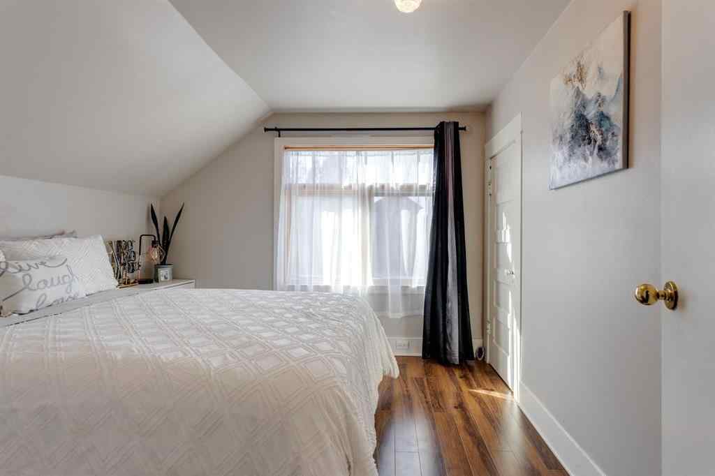 MLS® A2244700 - 3612 Parkhill Street SW in Parkhill Calgary, Residential