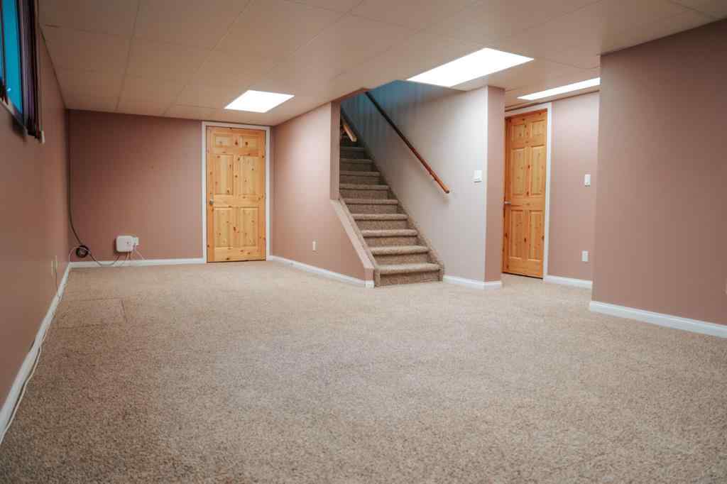 MLS® A2244728 - 926 9 Avenue  in Wainwright Wainwright, Residential