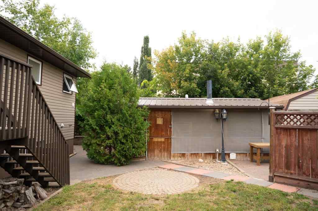 MLS® A2244728 - 926 9 Avenue  in Wainwright Wainwright, Residential