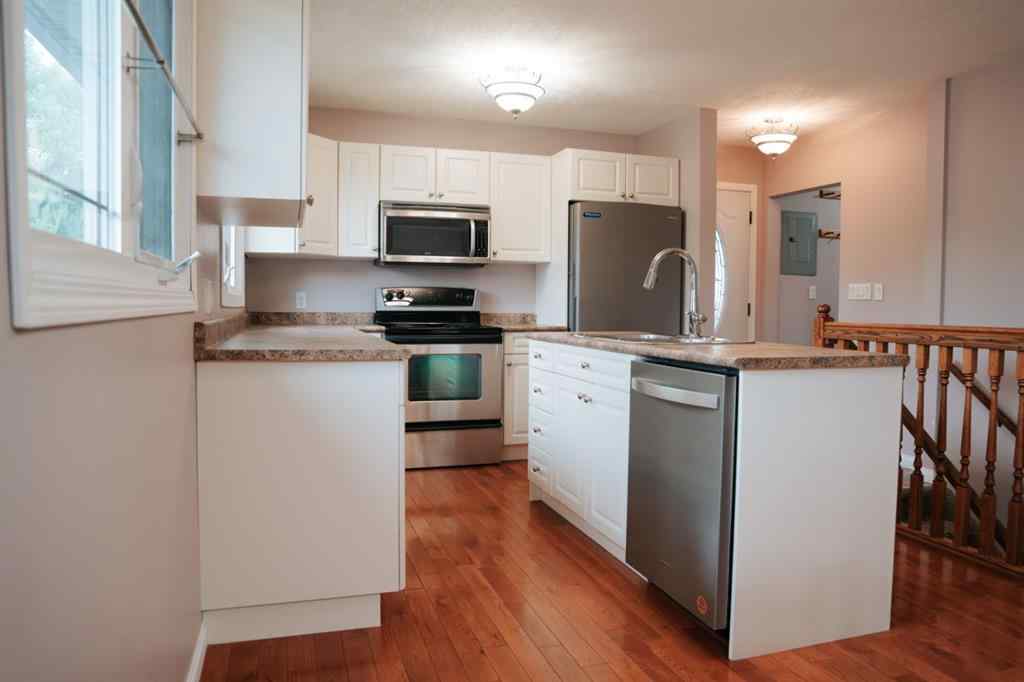 MLS® A2244728 - 926 9 Avenue  in Wainwright Wainwright, Residential