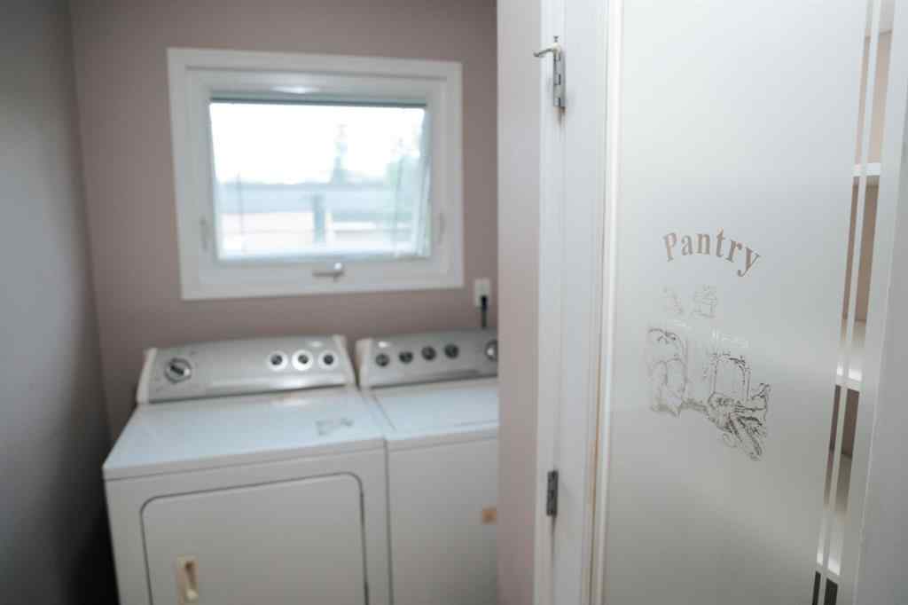 MLS® A2244728 - 926 9 Avenue  in Wainwright Wainwright, Residential