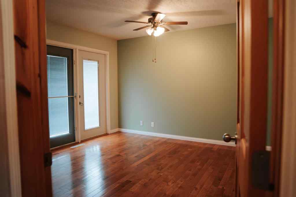 MLS® A2244728 - 926 9 Avenue  in Wainwright Wainwright, Residential