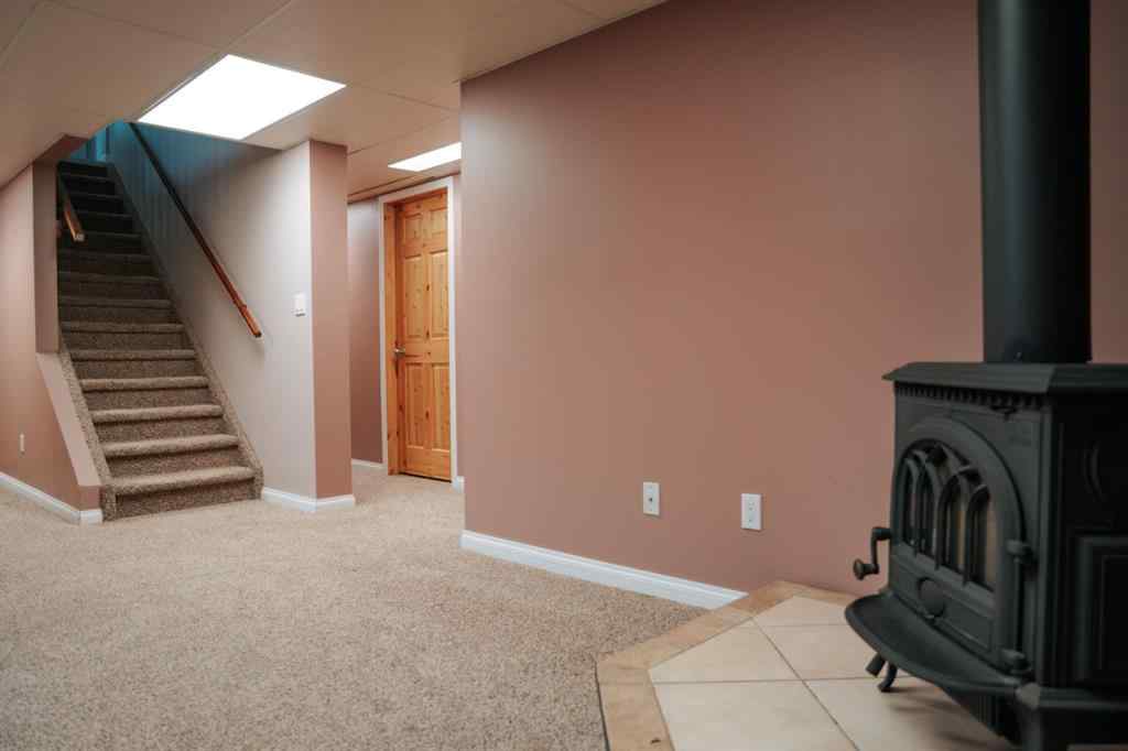 MLS® A2244728 - 926 9 Avenue  in Wainwright Wainwright, Residential