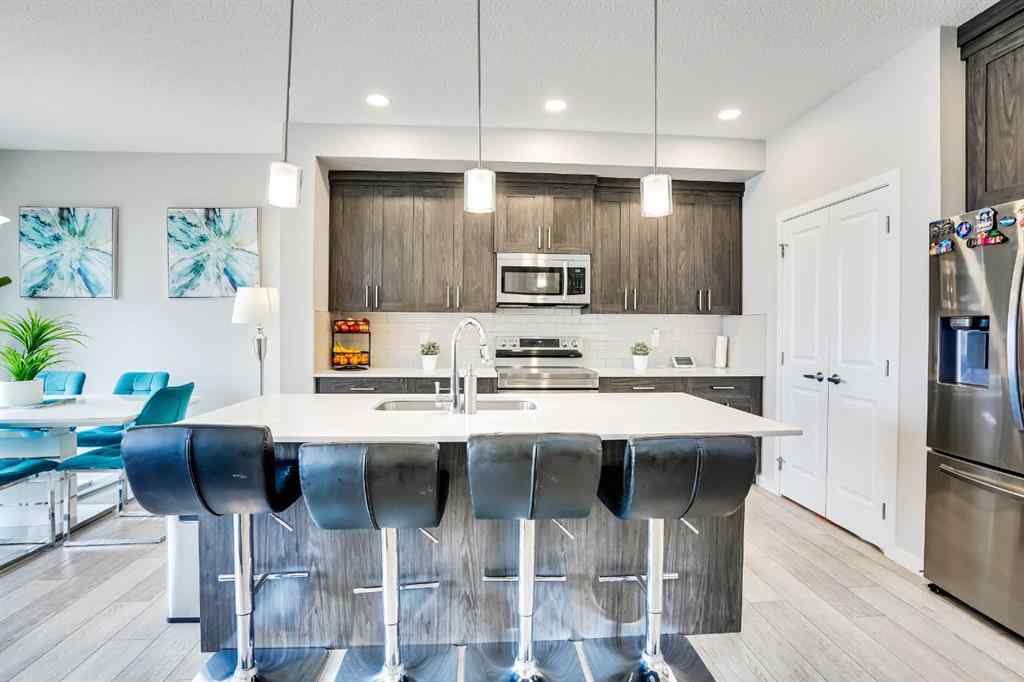 MLS® A2244739 - 656 Walgrove Boulevard SE in Walden Calgary, Residential
