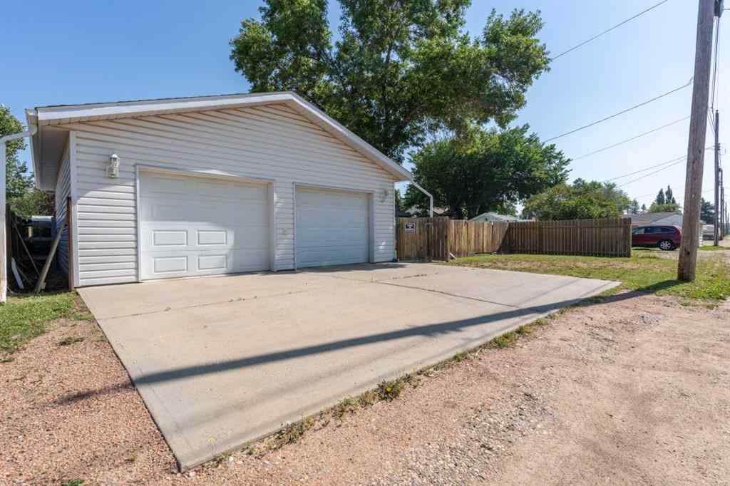 MLS® A2244742 - 5235 56 Avenue  in NONE Viking, Residential