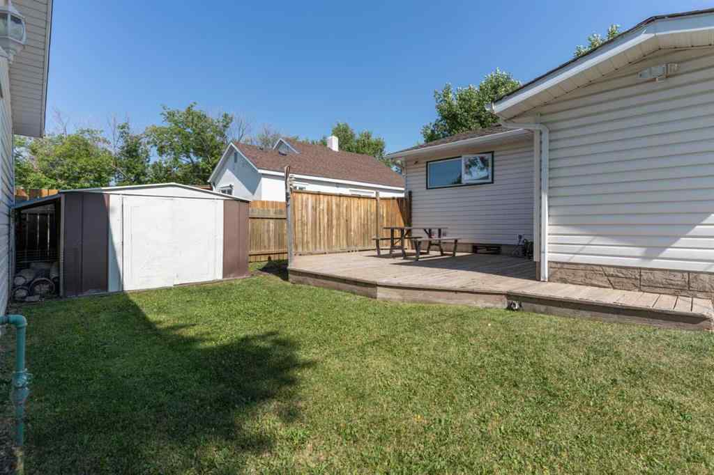 MLS® A2244742 - 5235 56 Avenue  in NONE Viking, Residential